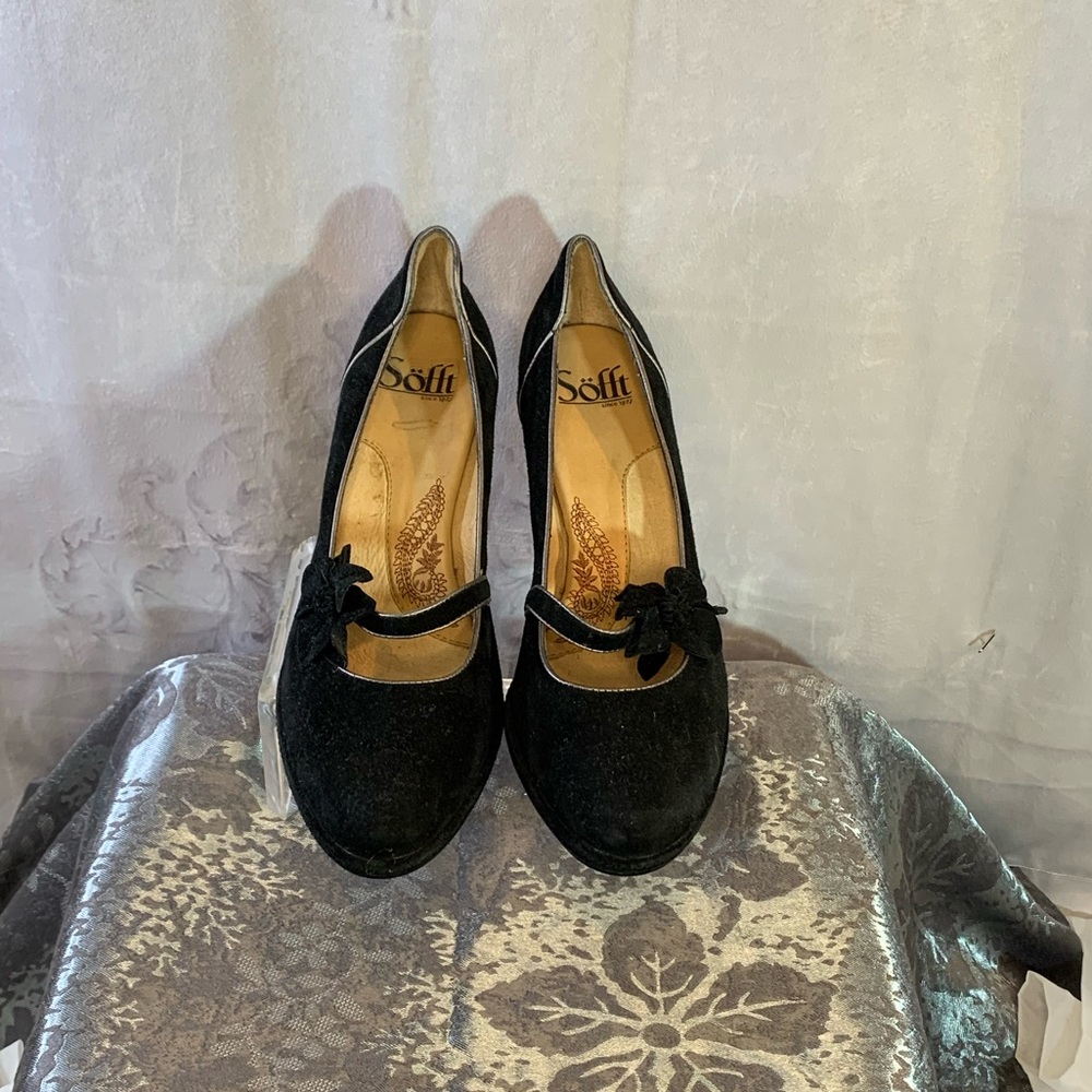 Sofft Black Heels